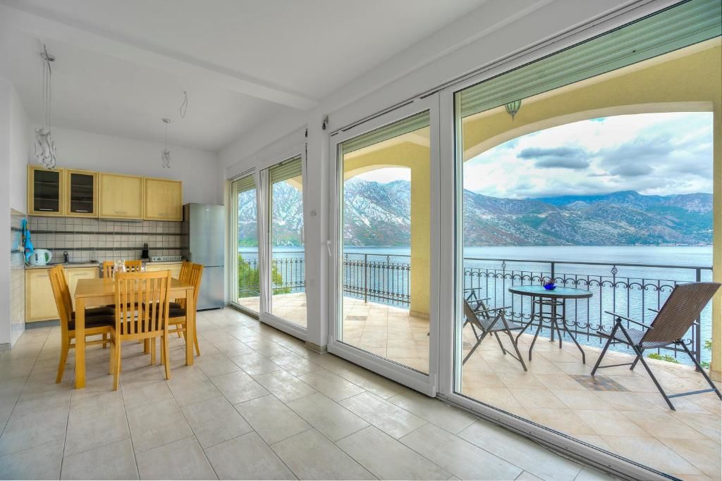 Виллы Villa KOSTA Дони-Моринь